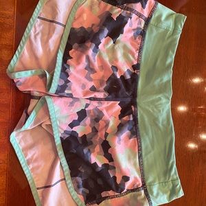 Lululemon speed up shorts cloudy menthol